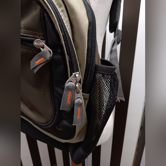 Ogio "tek spec" large backpack - Picture 6 of 9